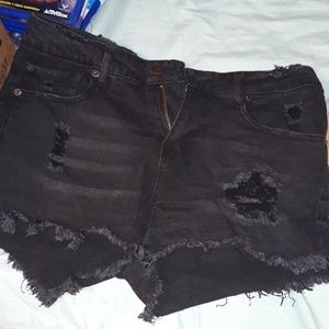 Adam Levine shorts